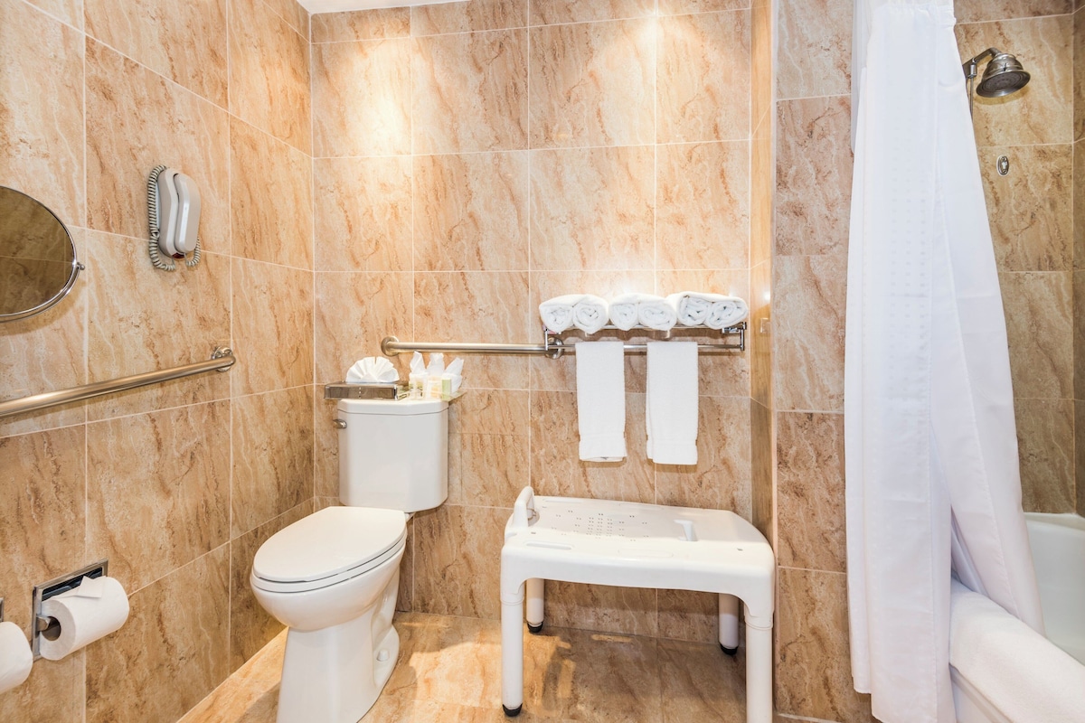 Standard Room, 2 Double Beds, Accessible | Premium bedding, down comforters, in-room safe, desk