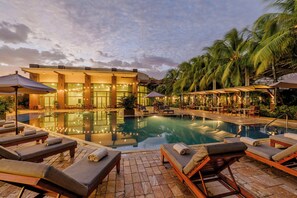 Outdoor pool - Holiday Inn Managua - Convention Center by IHG (Managua)