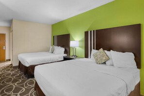 Bureau, fer et planche à repasser, Wi-Fi gratuit, draps fournis