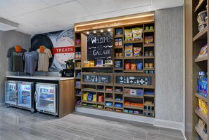 Snack bar - Hampton Inn Gallatin (Gallatin)
