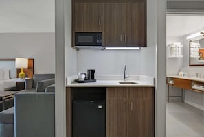 Zimmer, 1 King-Bett und Schlafsofa | Minibar