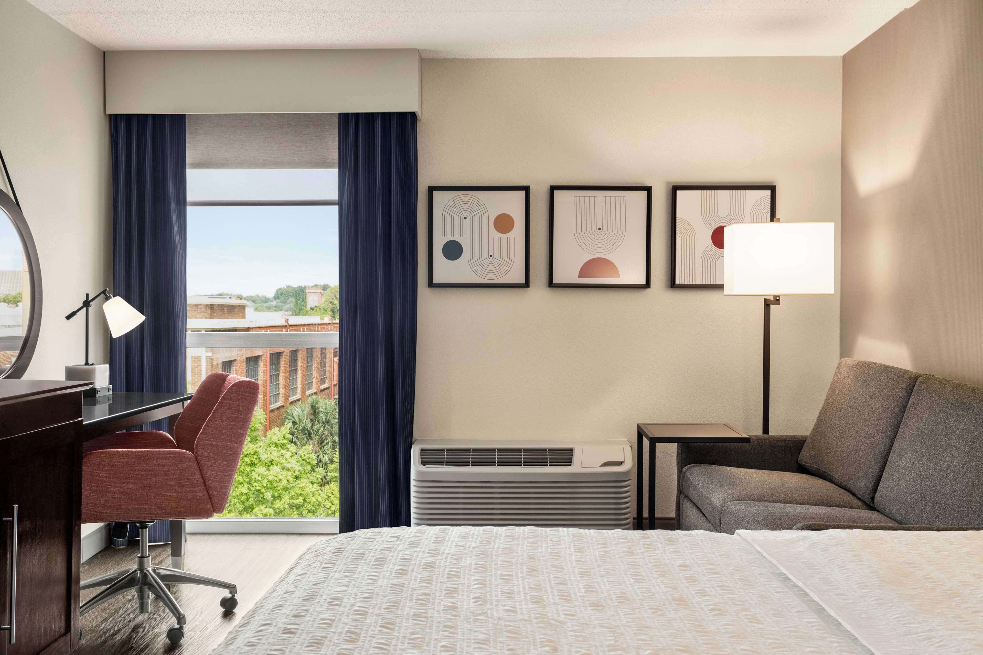 43-inch lcd tv with cable channels, tv