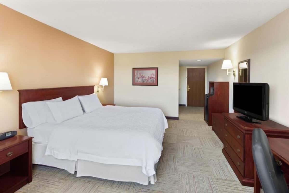 In-room safe, desk, laptop workspace, iron/ironing board