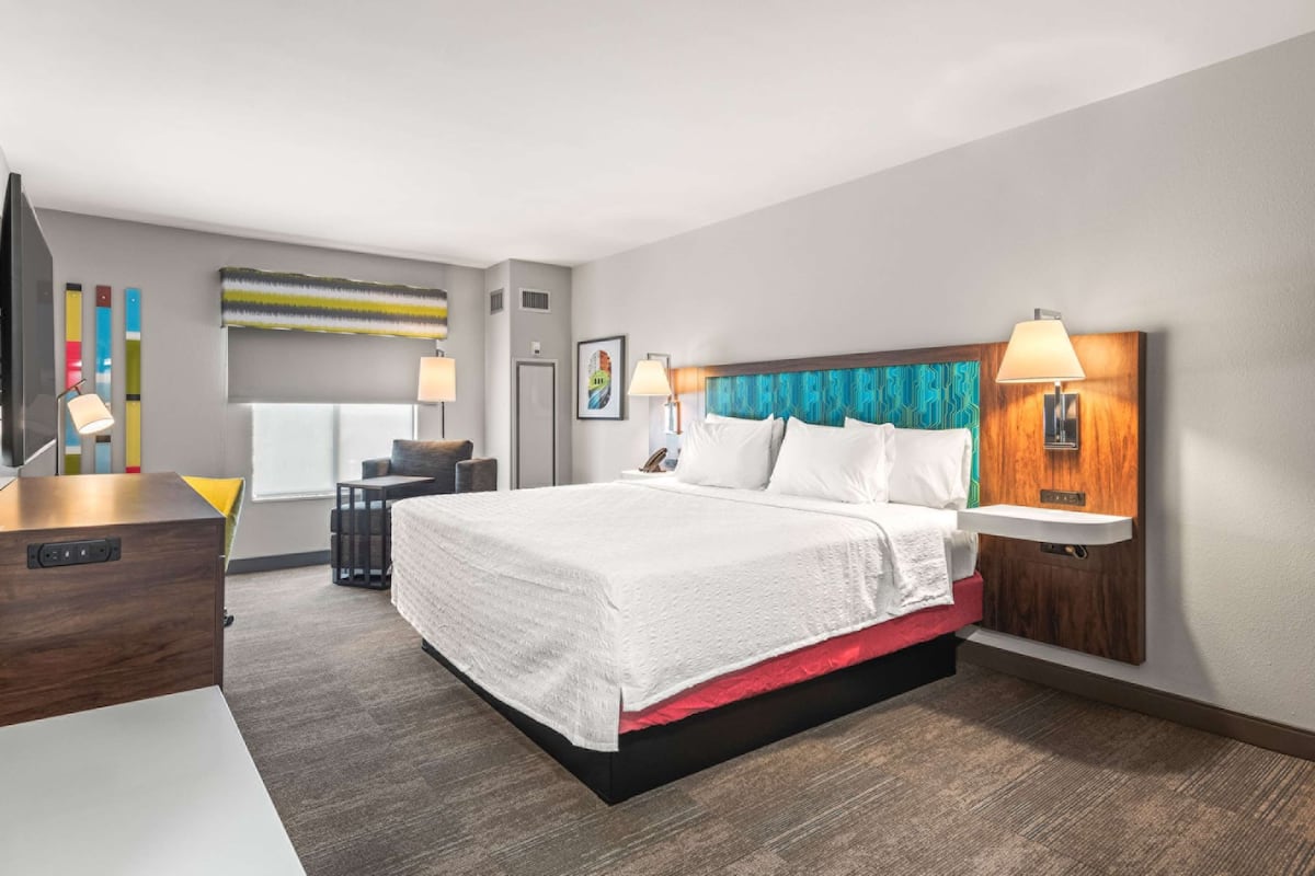 in-room safe, iron/ironing board, free wifi, bed sheets