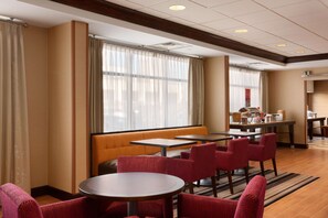 Restaurant - Hampton Inn Boston/Braintree (Braintree)