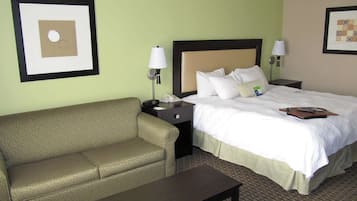 Room, 1 King Bed with Sofa bed, Non Smoking (Study) | In-room safe, iron/ironing board, free cribs/infant beds, rollaway beds