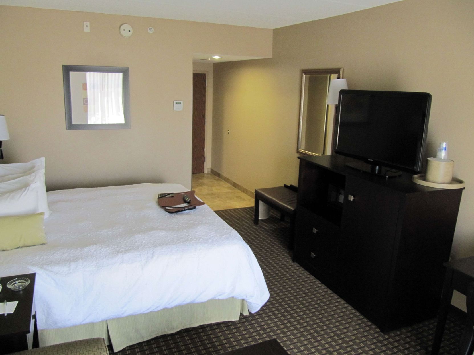 In-room safe, desk, laptop workspace, iron/ironing board