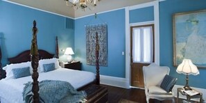 Deluxe King Room - Non Smoking