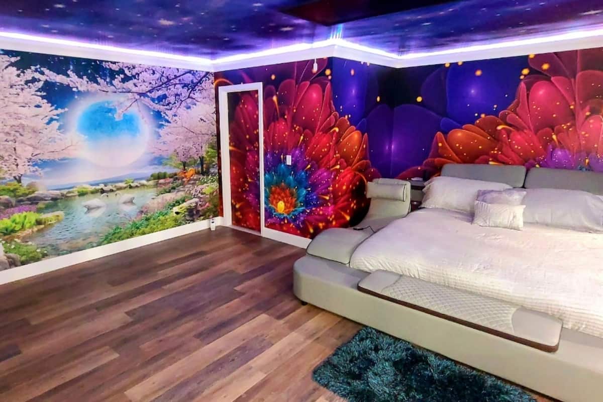 Suite, 1 cama King size, hidromasaje | Escritorio, tabla de planchar con plancha, wifi gratis y ropa de cama