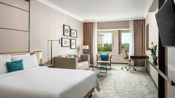 Grand Executive Room, Larger Guest Room, 1 King Bed, Sofa Bed | Hypo-allergenic bedding, down comforters, minibar, in-room safe