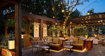 JW Marriott Bucharest Grand Hotel