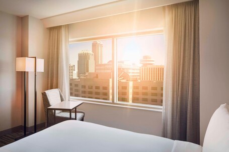 Marriott Indianapolis Downtown - Image 93