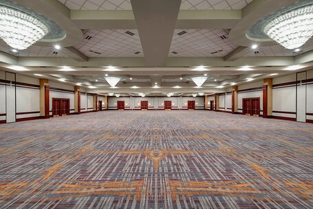 Marriott Indianapolis Downtown - Image 26