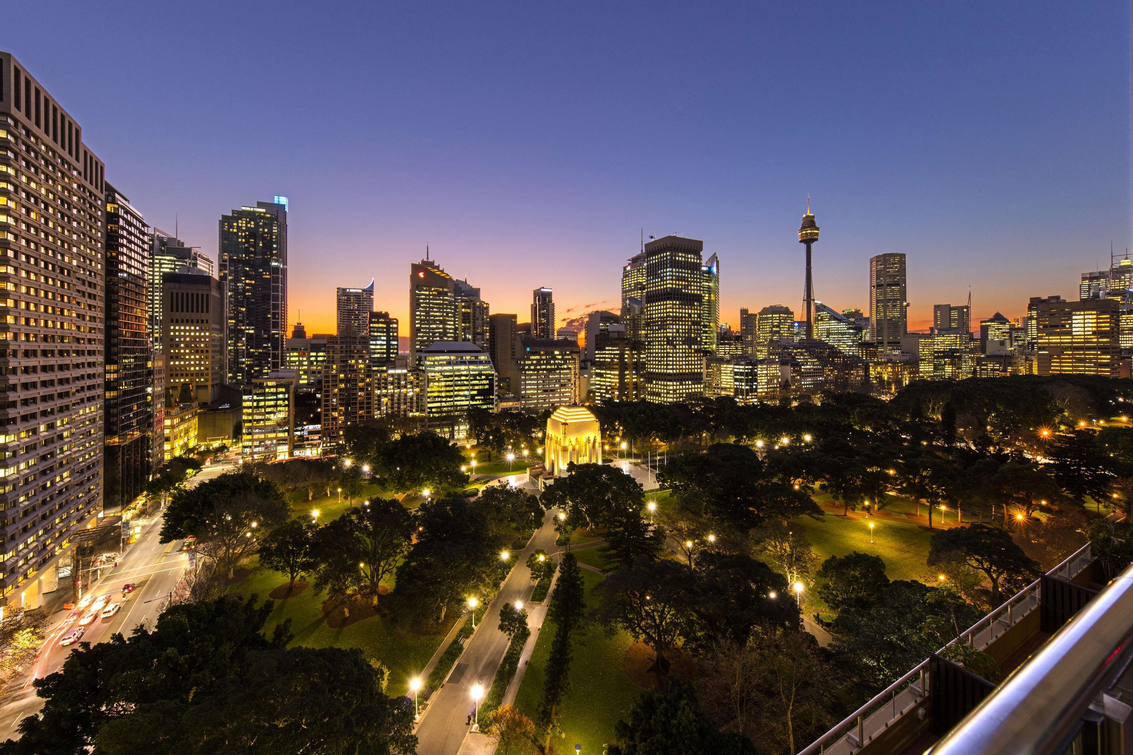 Oaks Sydney Hyde Park Suites — image 17