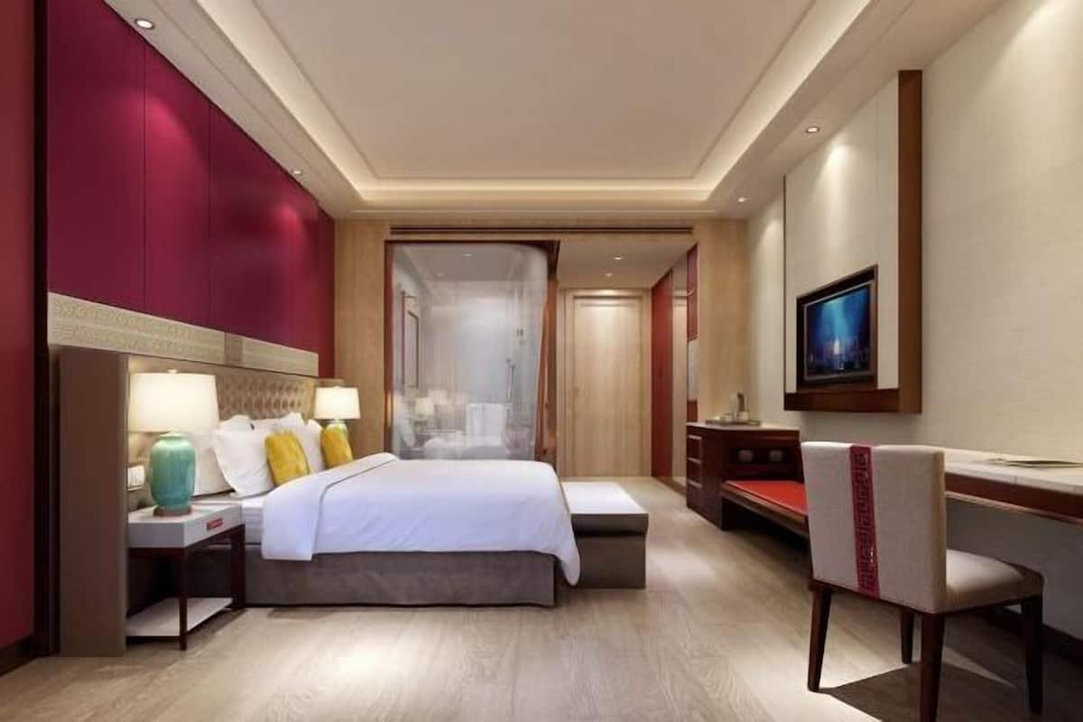 Minibar, in-room safe, desk, blackout curtains