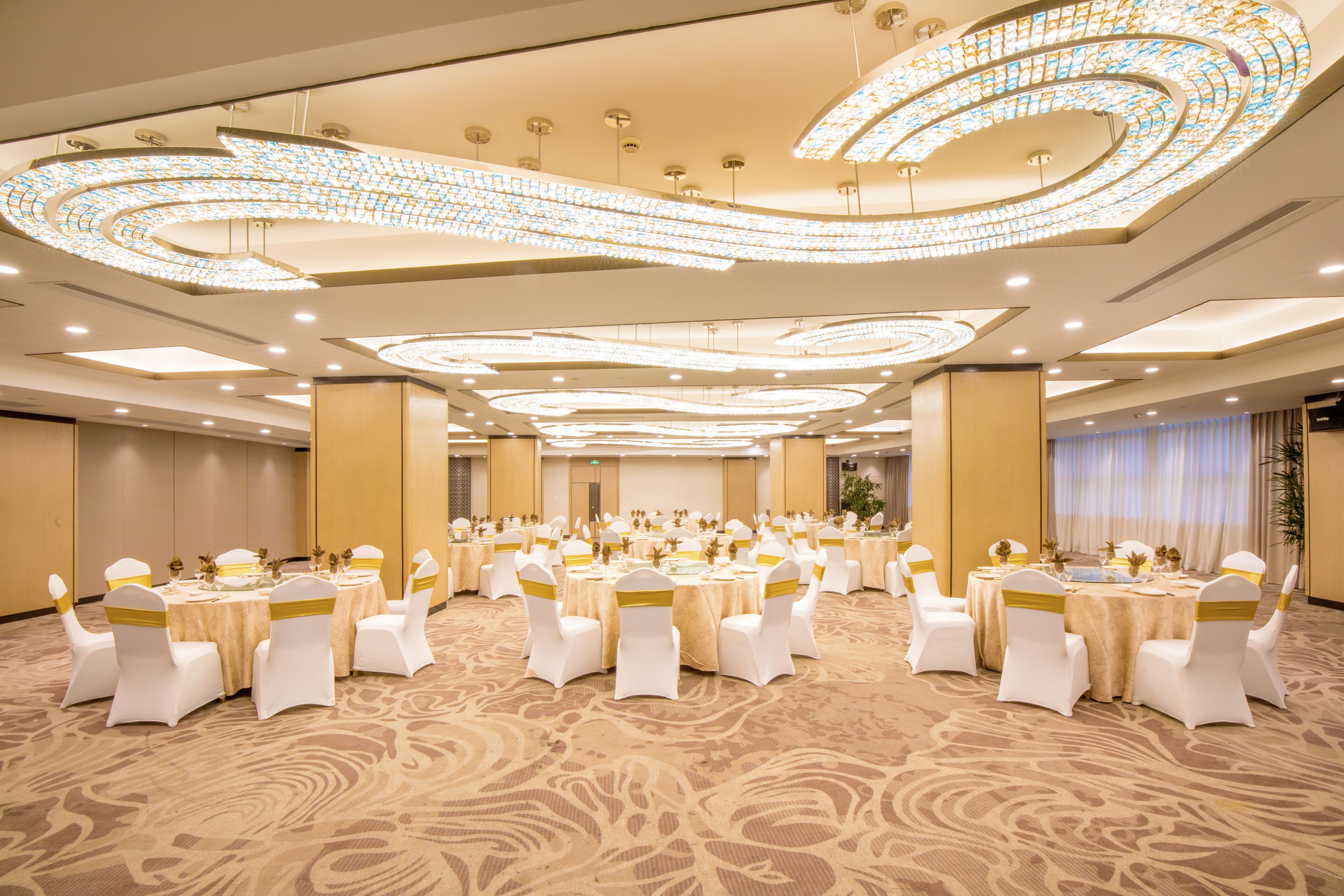 Photo - Jin Jiang Pine City Hotel
