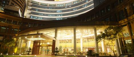 Front of property - evening/night