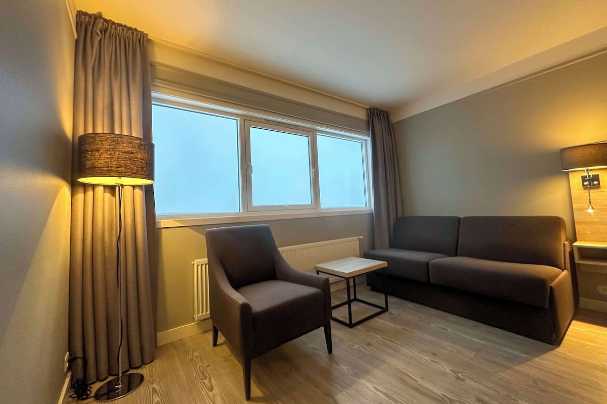 superior room | premium bedding, pillow-top beds, desk, blackout curtains