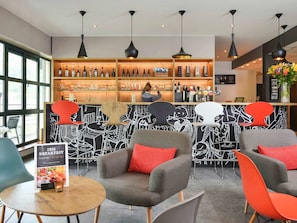 Bar (in der Unterkunft)