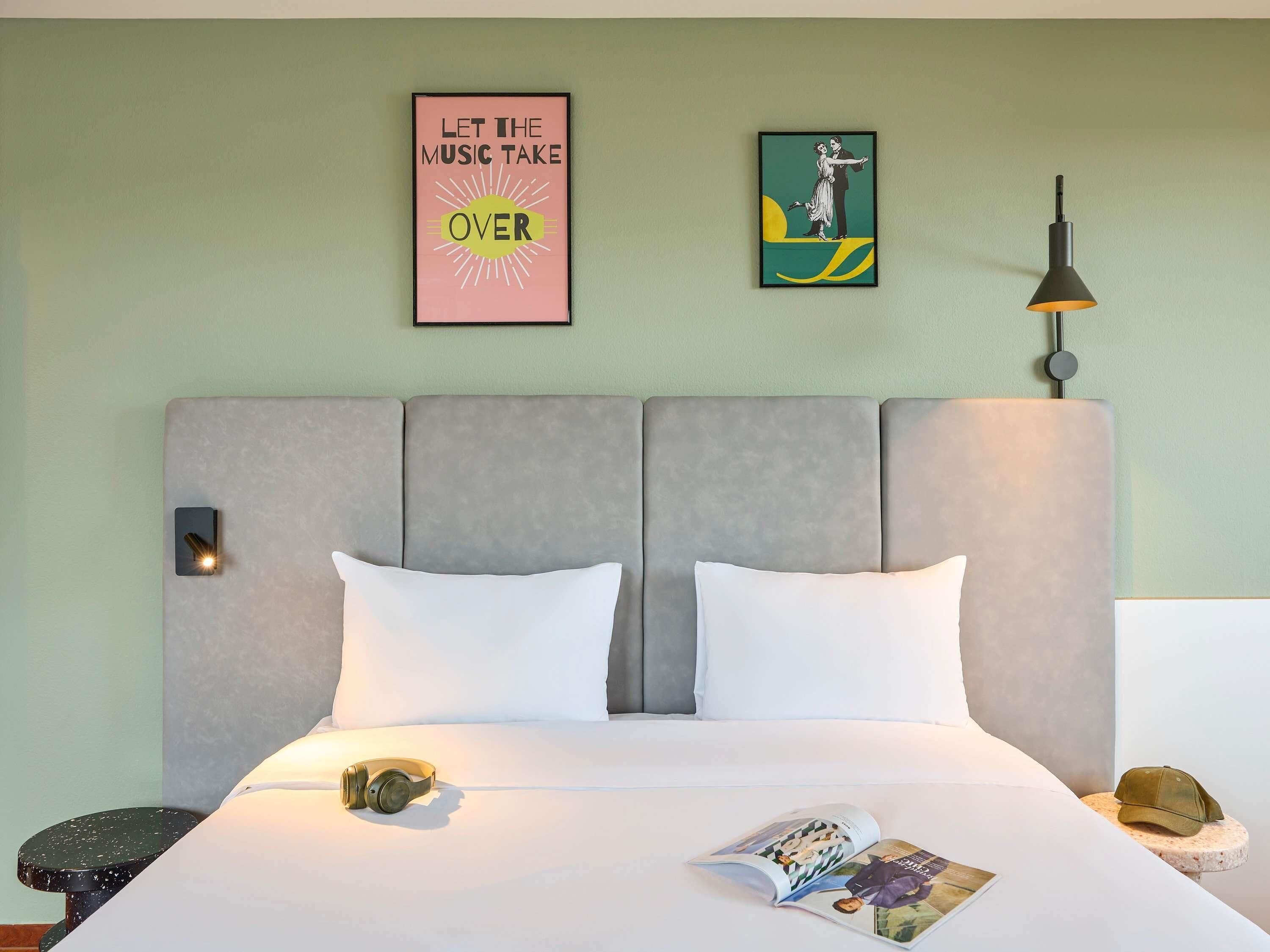 Double Room, 1 Double Bed (New Sleep Easy Concept) | Desk, soundproofing, free rollaway beds, free WiFi