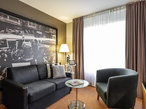 1 Schlafzimmer, hochwertige Bettwaren, Minibar, Zimmersafe