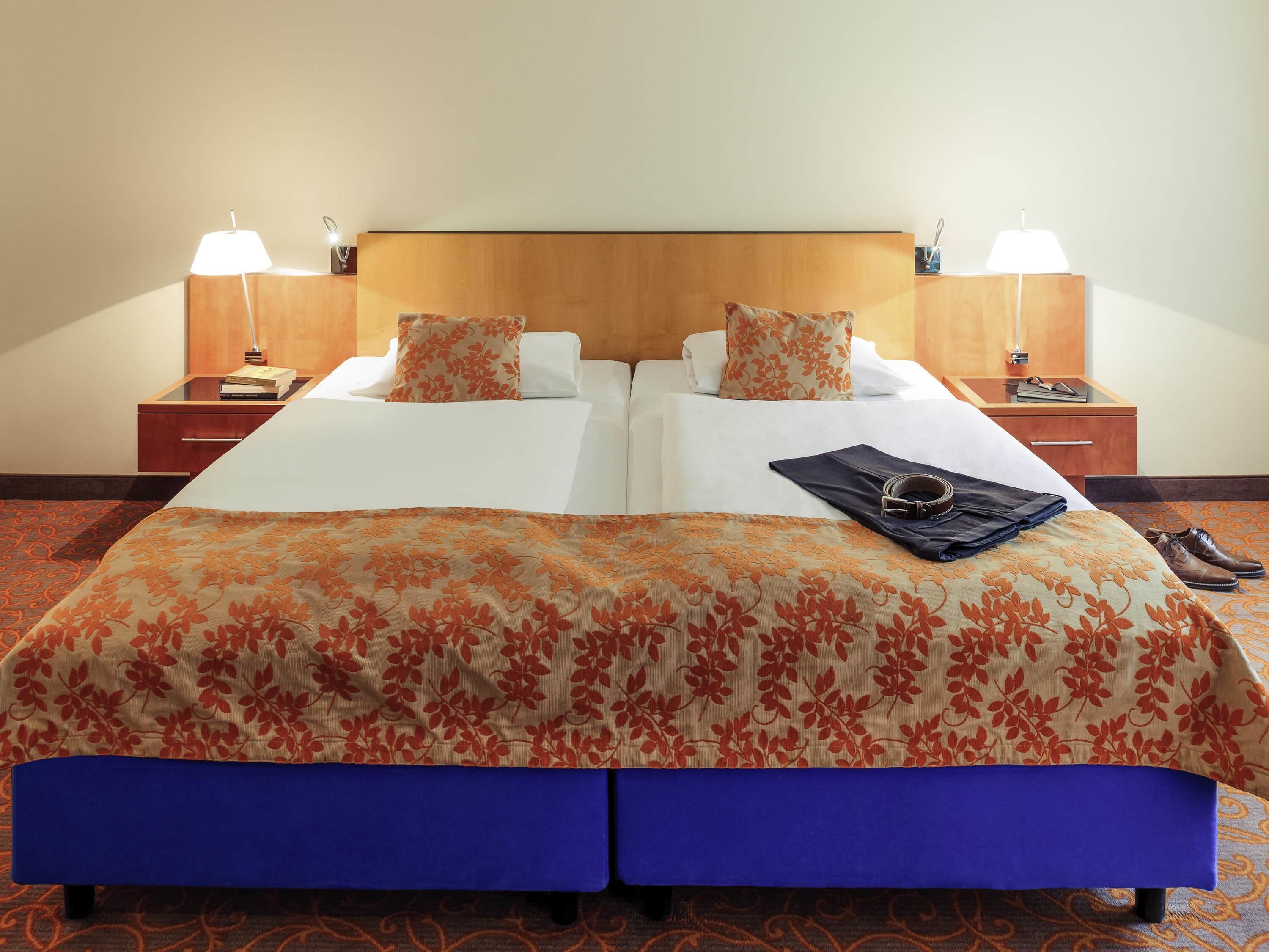 Premium bedding, minibar, in-room safe, desk