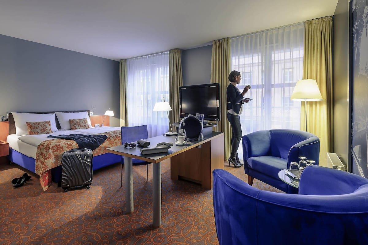 1 slaapkamer, luxe beddengoed, een minibar, een kluis op de kamer