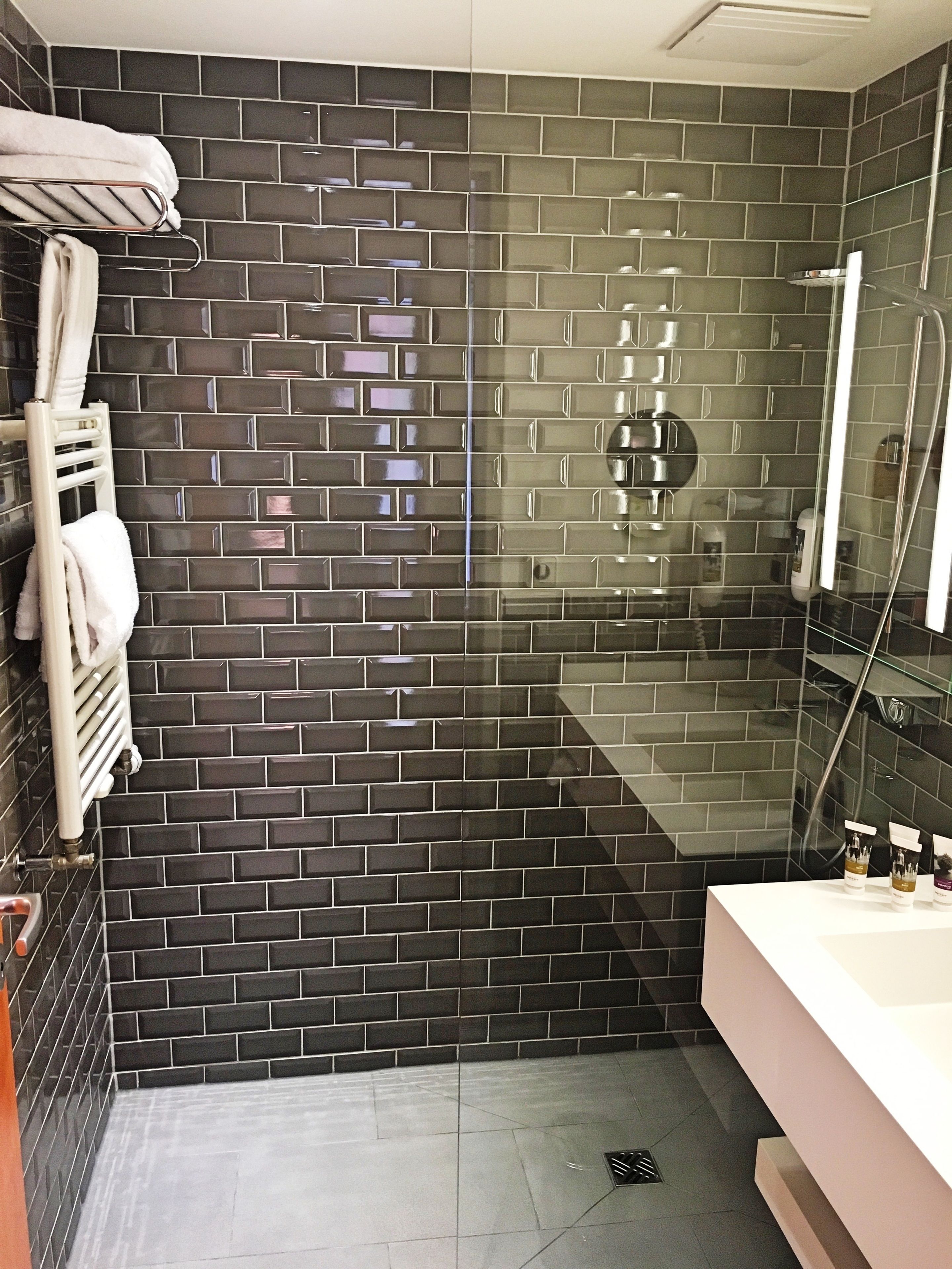 standard room, 1 single bed | bathroom | eco-friendly toiletries, hair dryer, towels