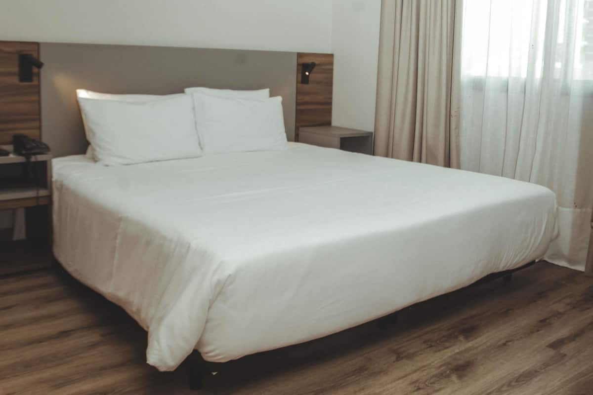 Appartement Exécutif, 1 très grand lit, accessible aux personnes à mobilité réduite, balcon