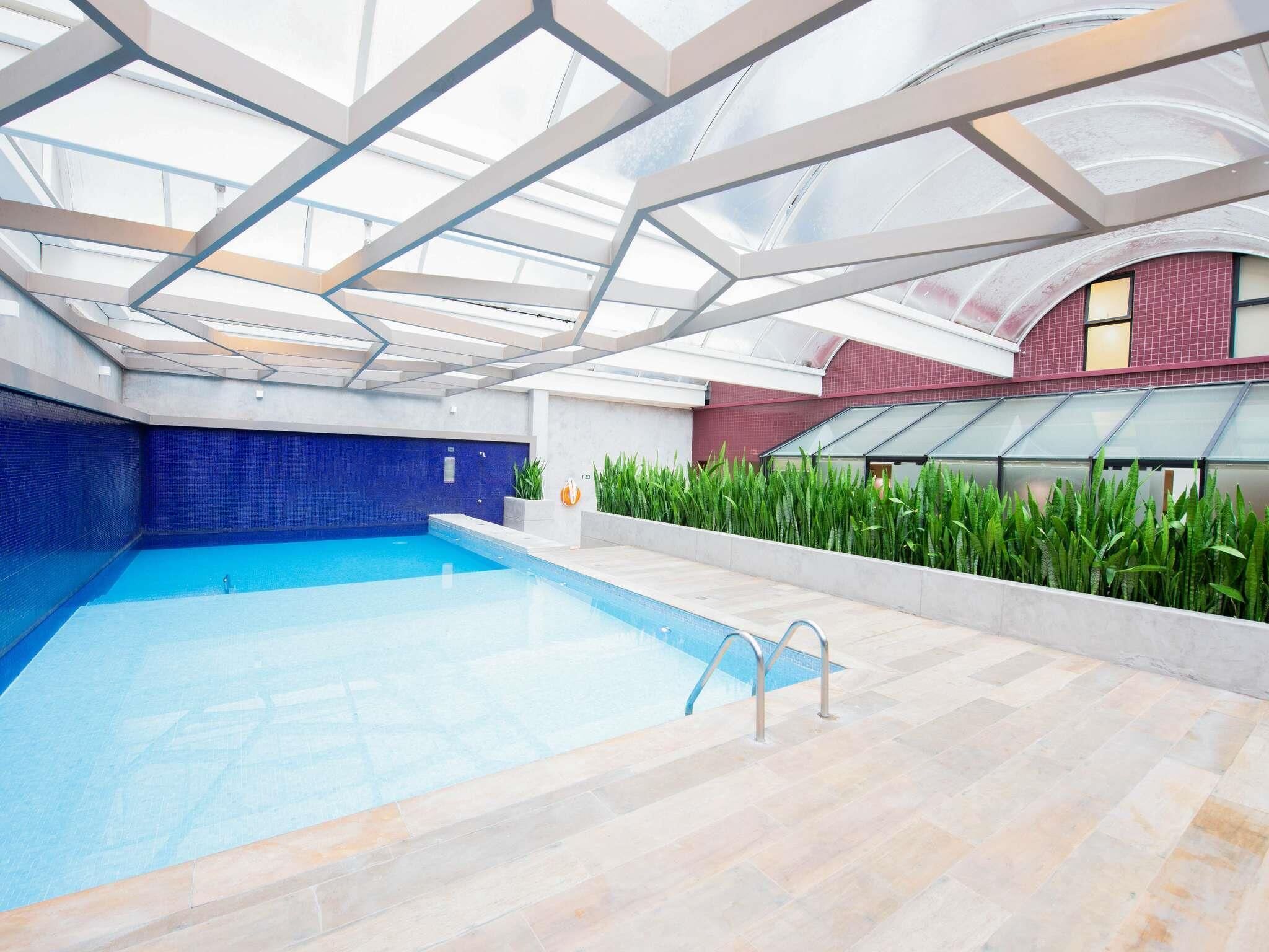Una piscina techada