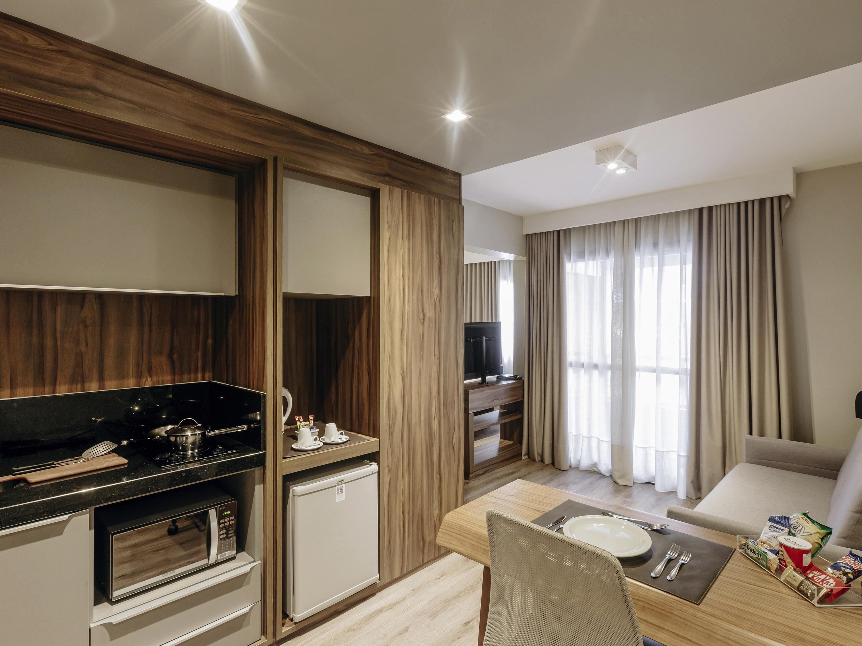 Executive-Apartment, 1 King-Bett, Küche | 1 Schlafzimmer, Minibar, Zimmersafe, Schreibtisch