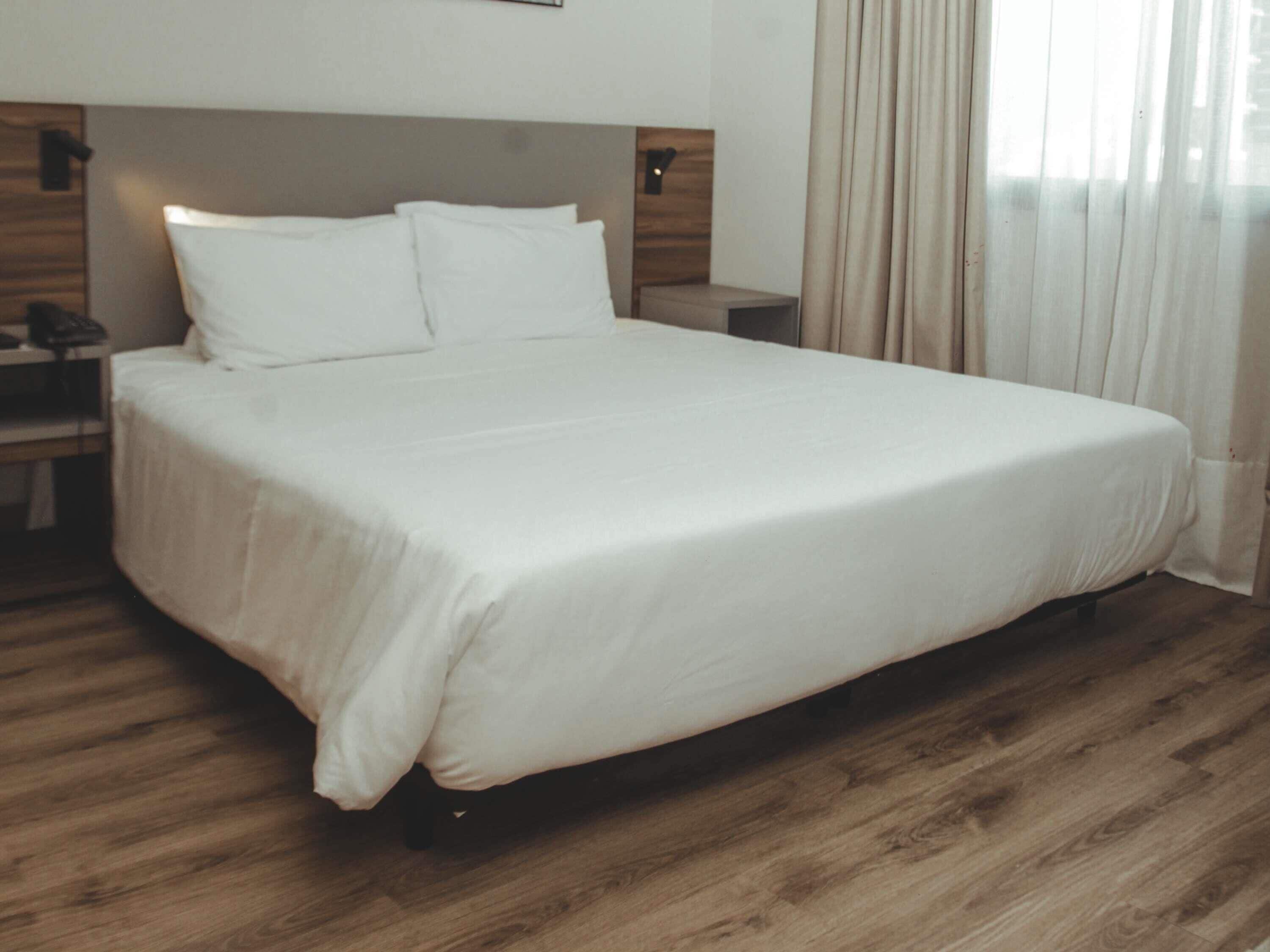 Executive Apartment, 1 King Bed, Accessible, Balcony