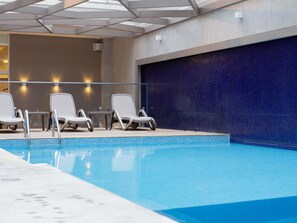 Indoor pool - Mercure Curitiba Batel Hotel (Curitiba)