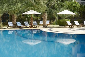 Outdoor pool - Le Royal Meridien Abu Dhabi (Abu Dhabi)