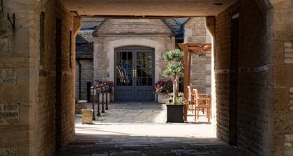 The Haycock Manor Hotel