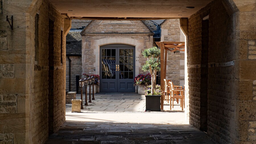 The Haycock Manor Hotel