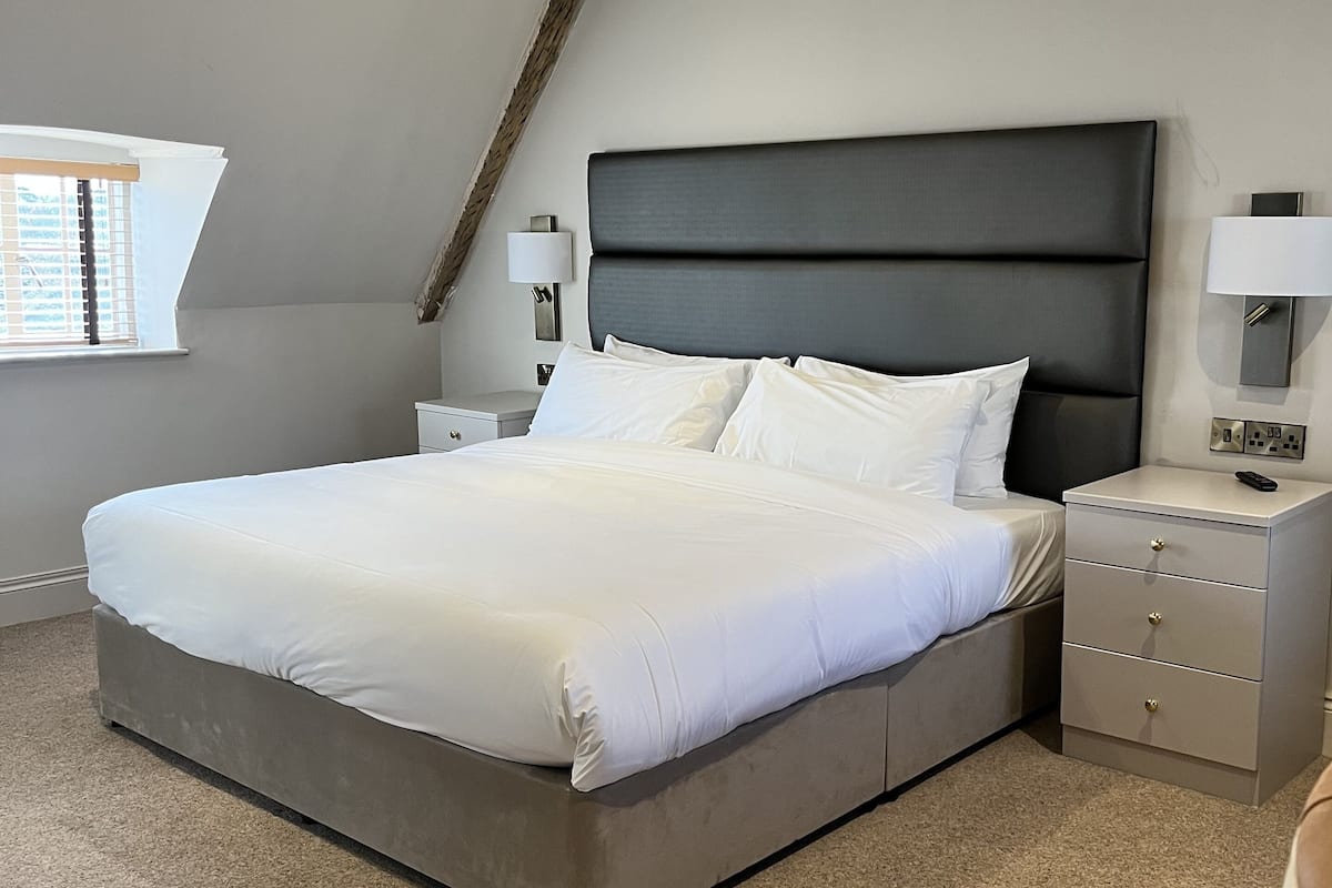 Deluxe Double Room | Premium bedding, Select Comfort beds, in-room safe