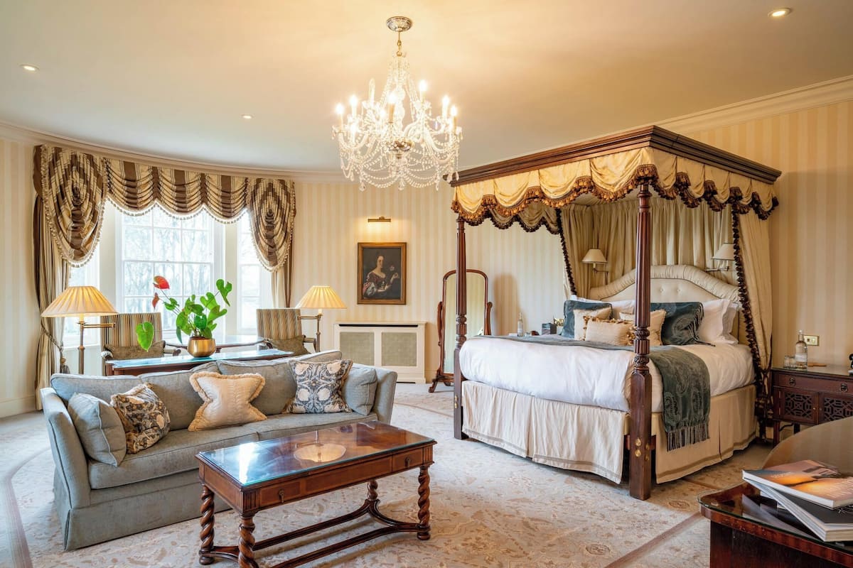 Grand Suite (Master) | 3 bedrooms, hypo-allergenic bedding, in-room safe
