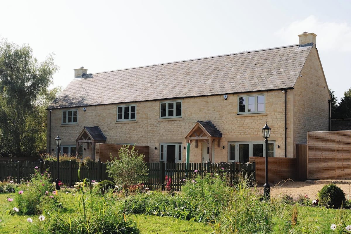 3 間臥室、低過敏寢具、客房內保險箱、獨特裝潢