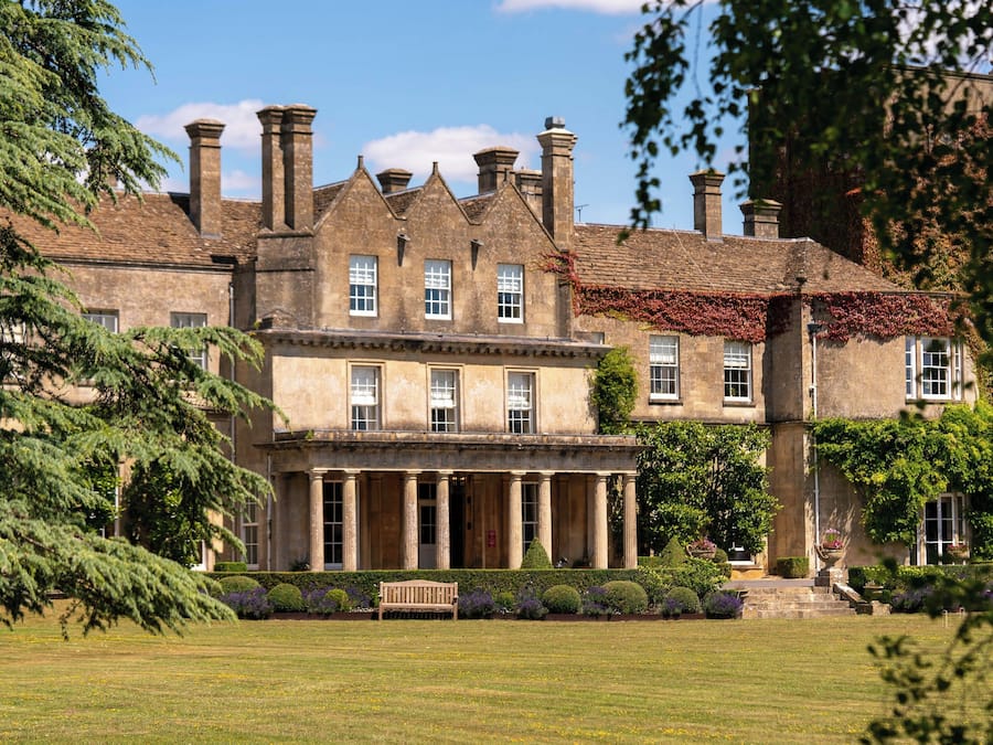 Fachada da propriedade