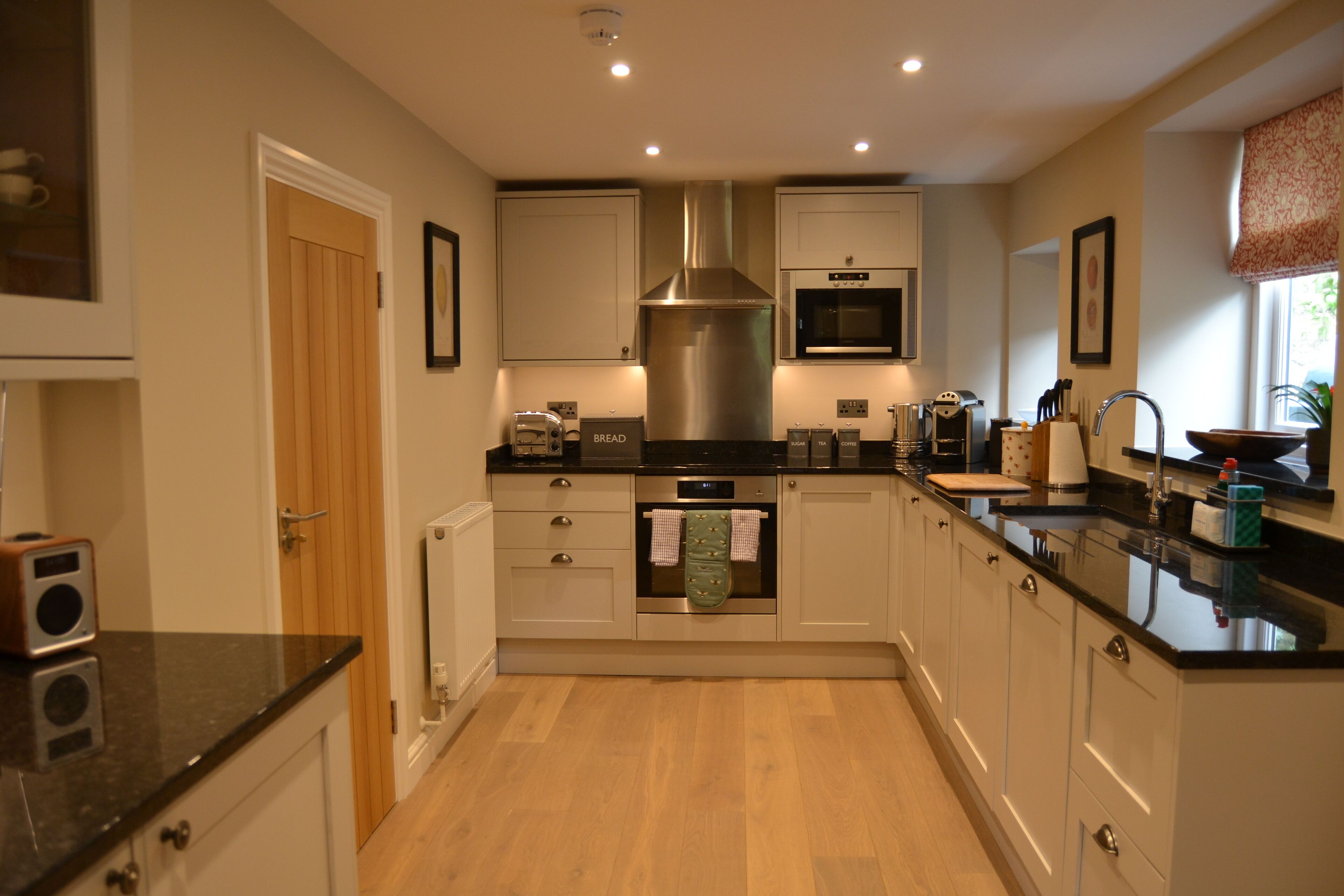 manor cottage, 1 bedroom | private kitchen | high chair, eco-friendly cleaning products