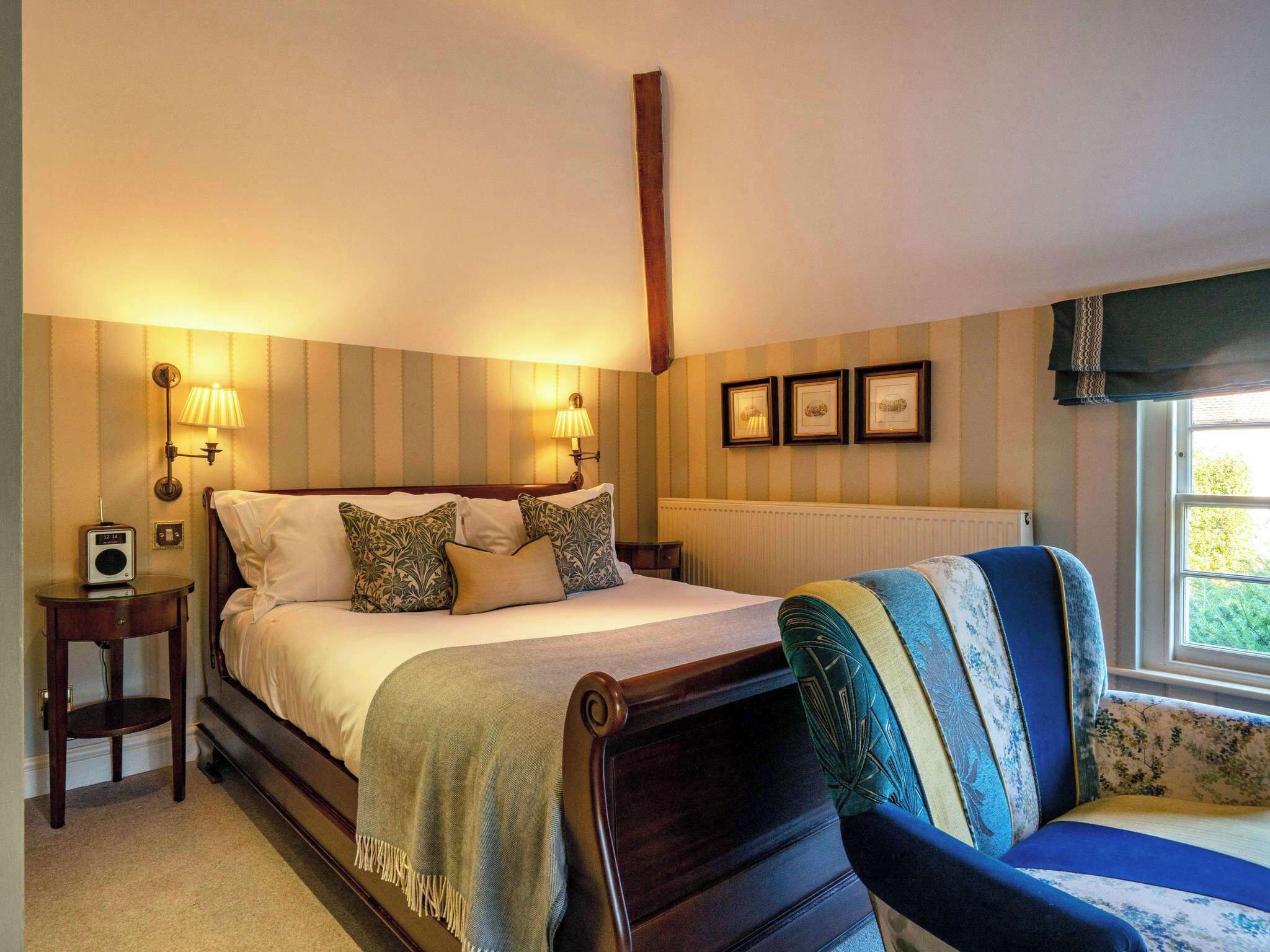 Classic Room, 1 Double Bed | Hypo-allergenic bedding, in-room safe, individually decorated