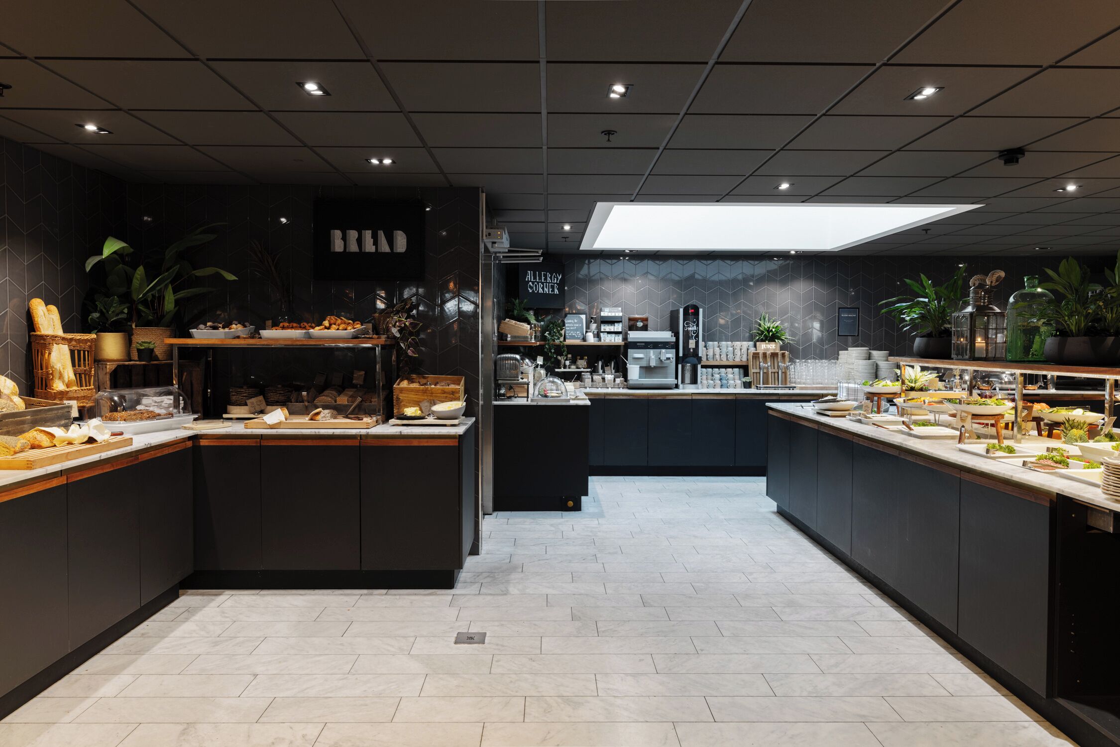 Free daily buffet breakfast