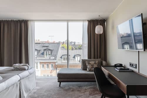 Habitación Deluxe, 1 cama de matrimonio grande, no fumadores | Escritorio y espacio para trabajar con un portátil