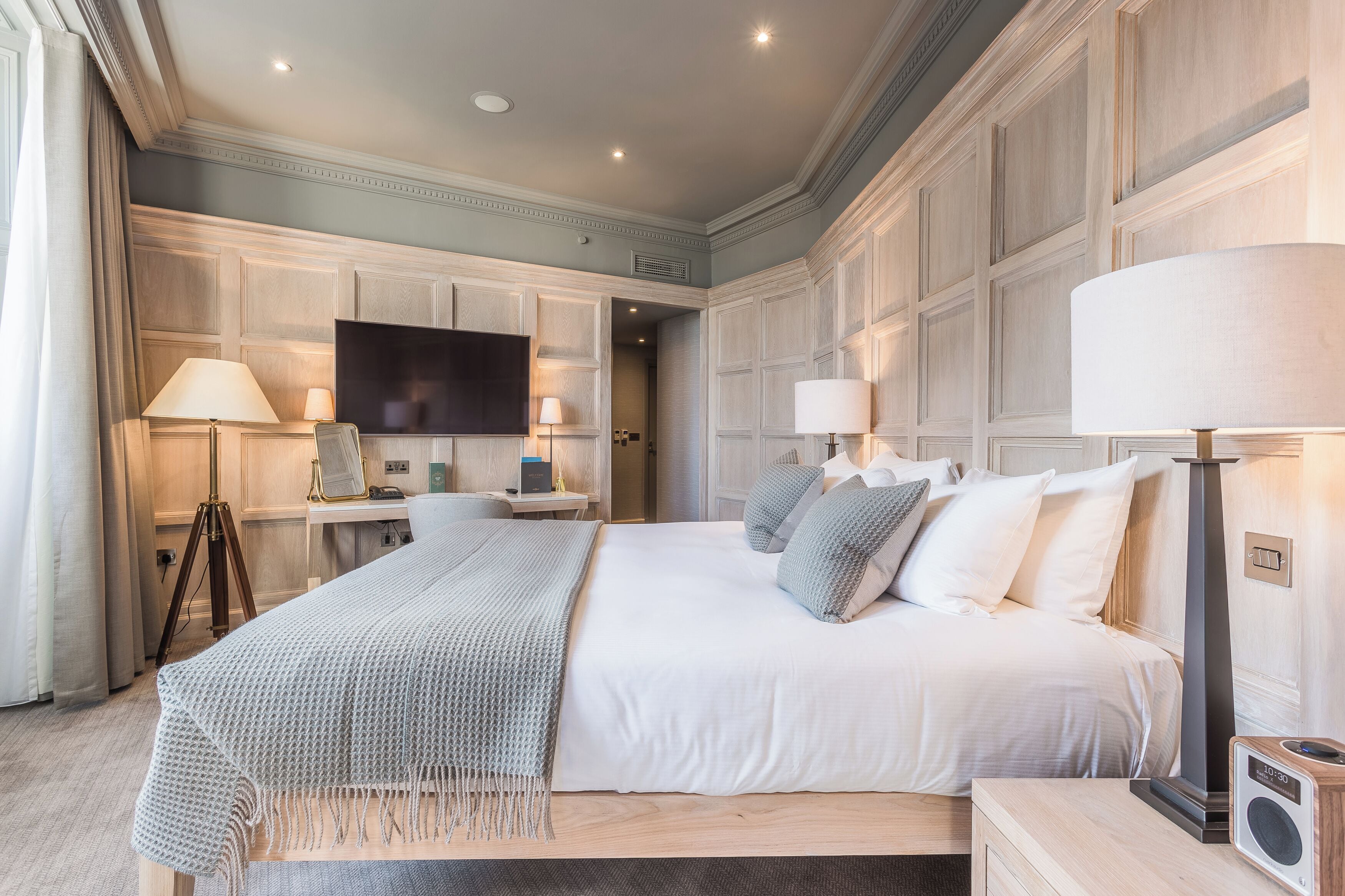 Director Twin or Double Room, City View