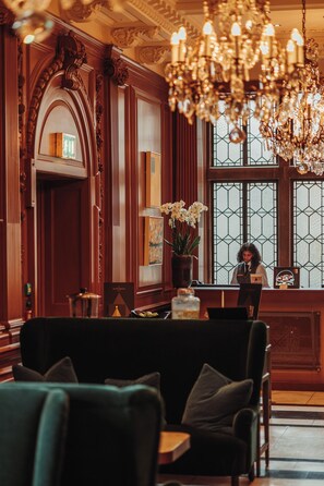 Reception - The Scotsman Hotel (Edinburgh)