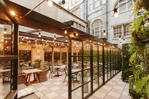 Εγκαταστάσεις συνεδριάσεων