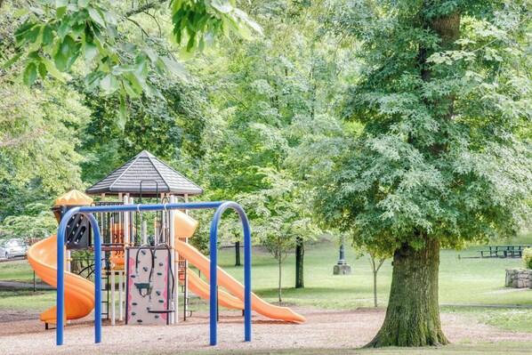 Children's play area - outdoor