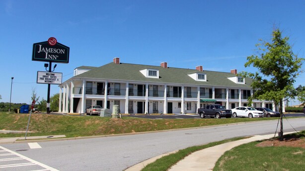 Exterior - Jameson Inns Oakwood (Oakwood)