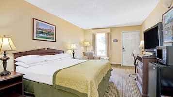 Pillowtop beds, iron/ironing board, free WiFi, bed sheets